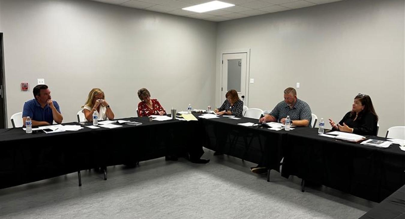 housing meeting discussion 